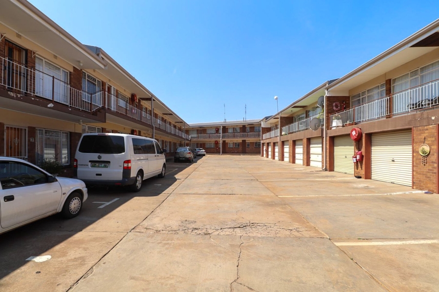 2 Bedroom Property for Sale in Flamwood North West